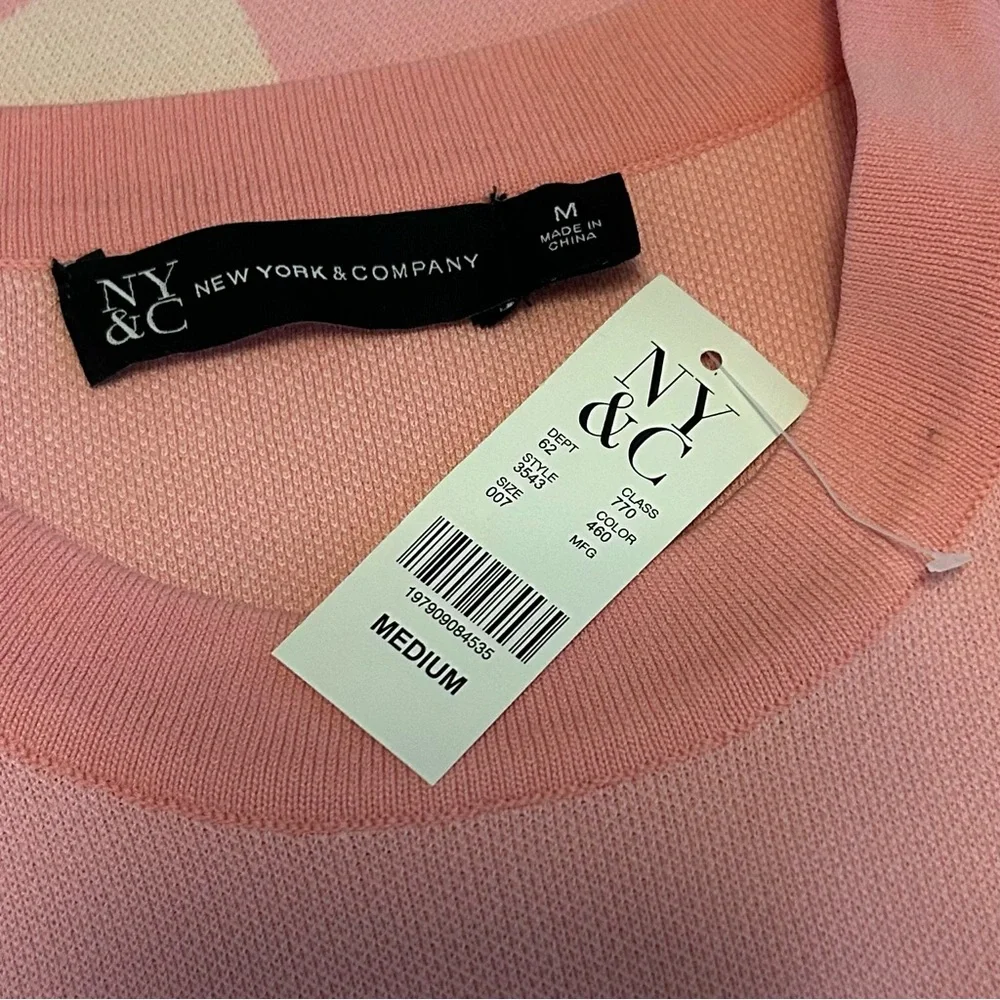 NWT NY & Co Argyle Short Sleeve Knit Sweater Dress Women’s SZ Medium in Pink - Picture 6 of 7